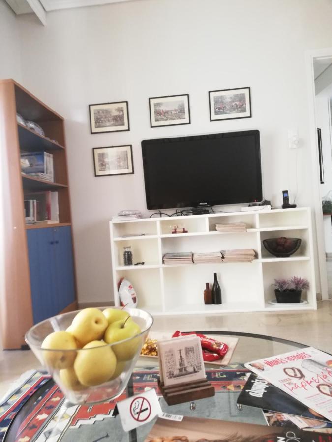 The Rose Apartment Волос Екстериор снимка
