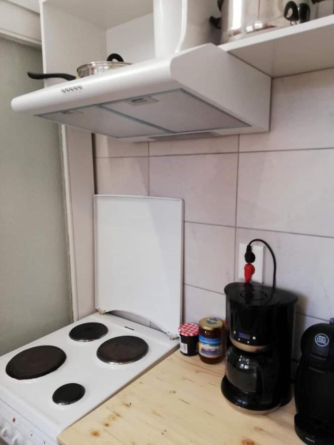 The Rose Apartment Волос Екстериор снимка