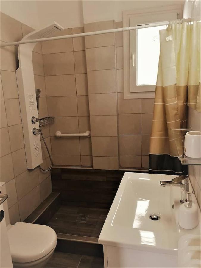 The Rose Apartment Волос Екстериор снимка